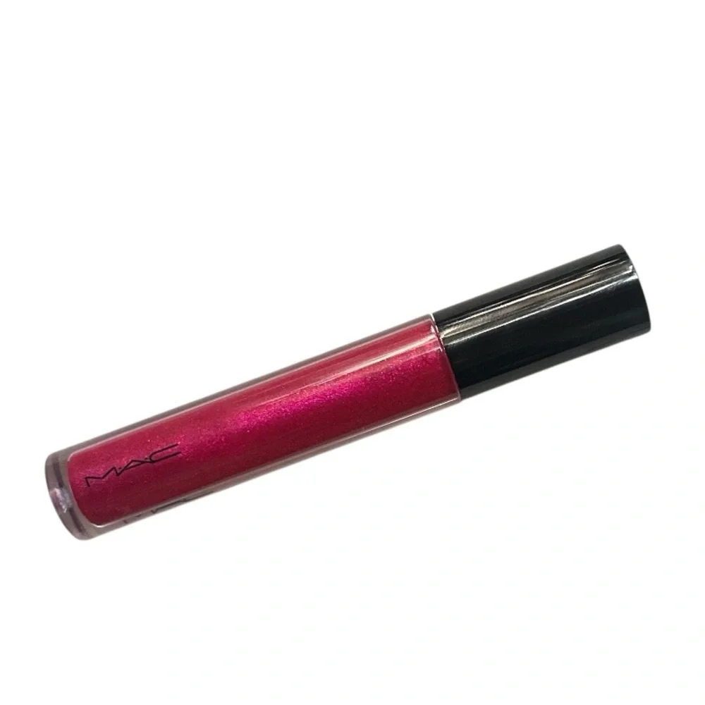 MAC Cosmetics lip colour